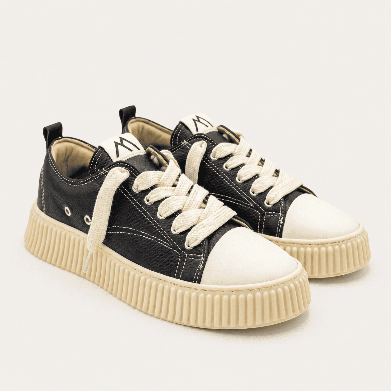 Galassia Black - LEATHER